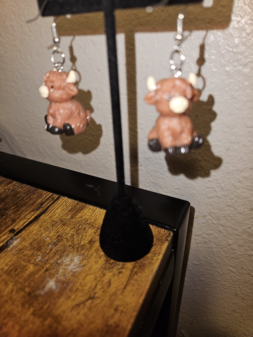 Brown Highland Cow Dangle Earrings for Kids - Cute Animal Jewelry